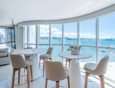 Apartamento Quadra Mar Em Balneário Camboriú