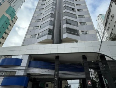 Apartamento Localizado No Centro De Balneário Camboriú