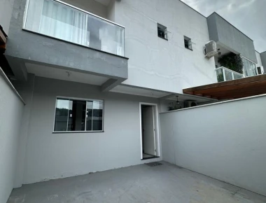 Sobrado Totalmente Mobiliado Bairro Rio Pequeno