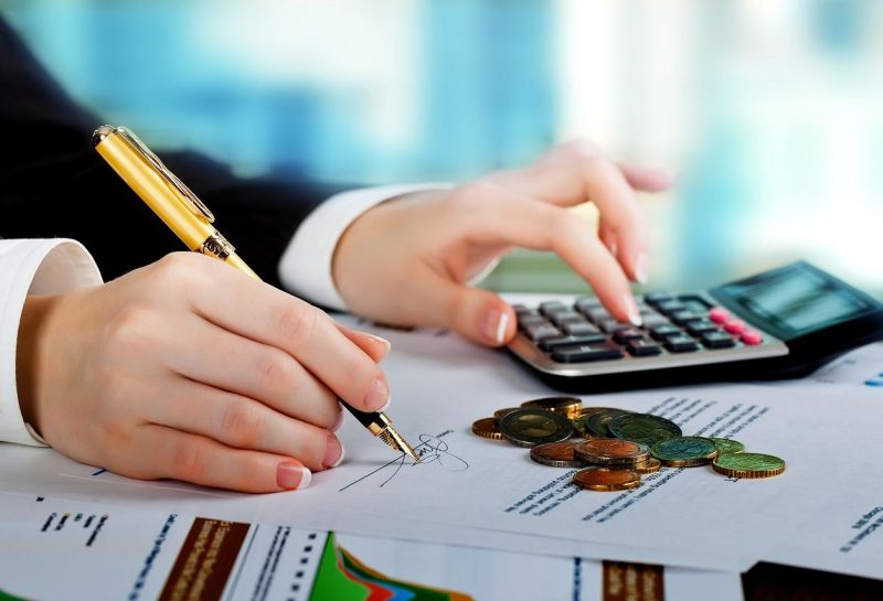 Imóvel próprio: comprar à vista ou financiar? Conheça as vantagens e desvantagens de cada opção.