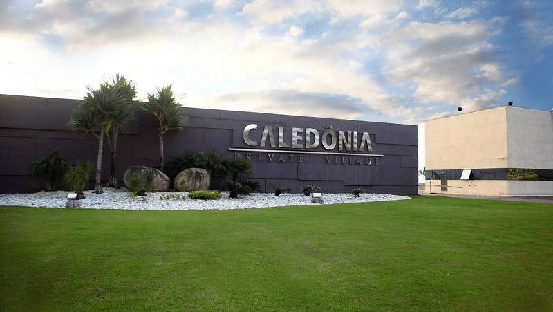 Condomínio Caledônia em Camboriú: como é morar, lazer, casas e preços