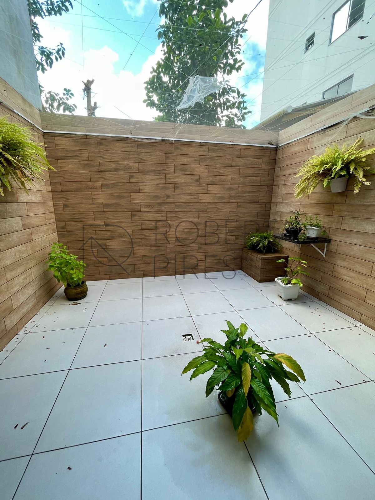 Amplo Sobrado no Santa Regina – foto 2