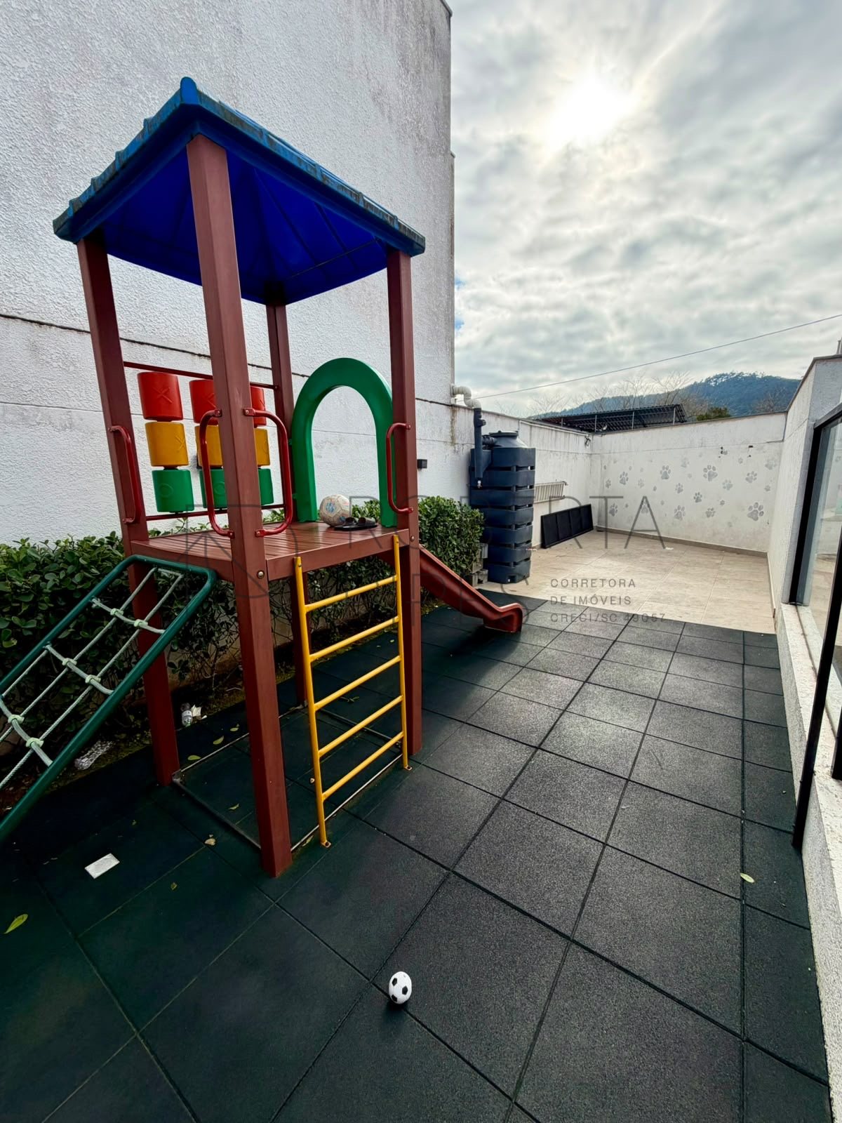 Sobrado com *3 dormitórios* Rio Pequeno com piscina – foto 3