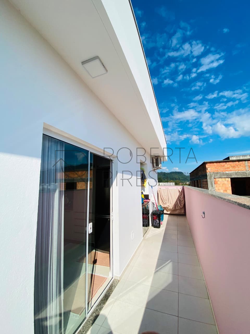 Apartamento mobiliado e equipado – Pronto para morar ou investir – foto 2