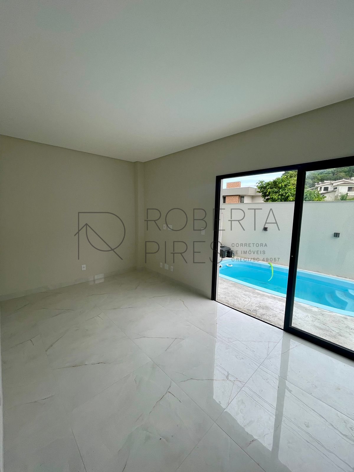 Sobrado Triplex no Terras Altas com Piscina – foto 4