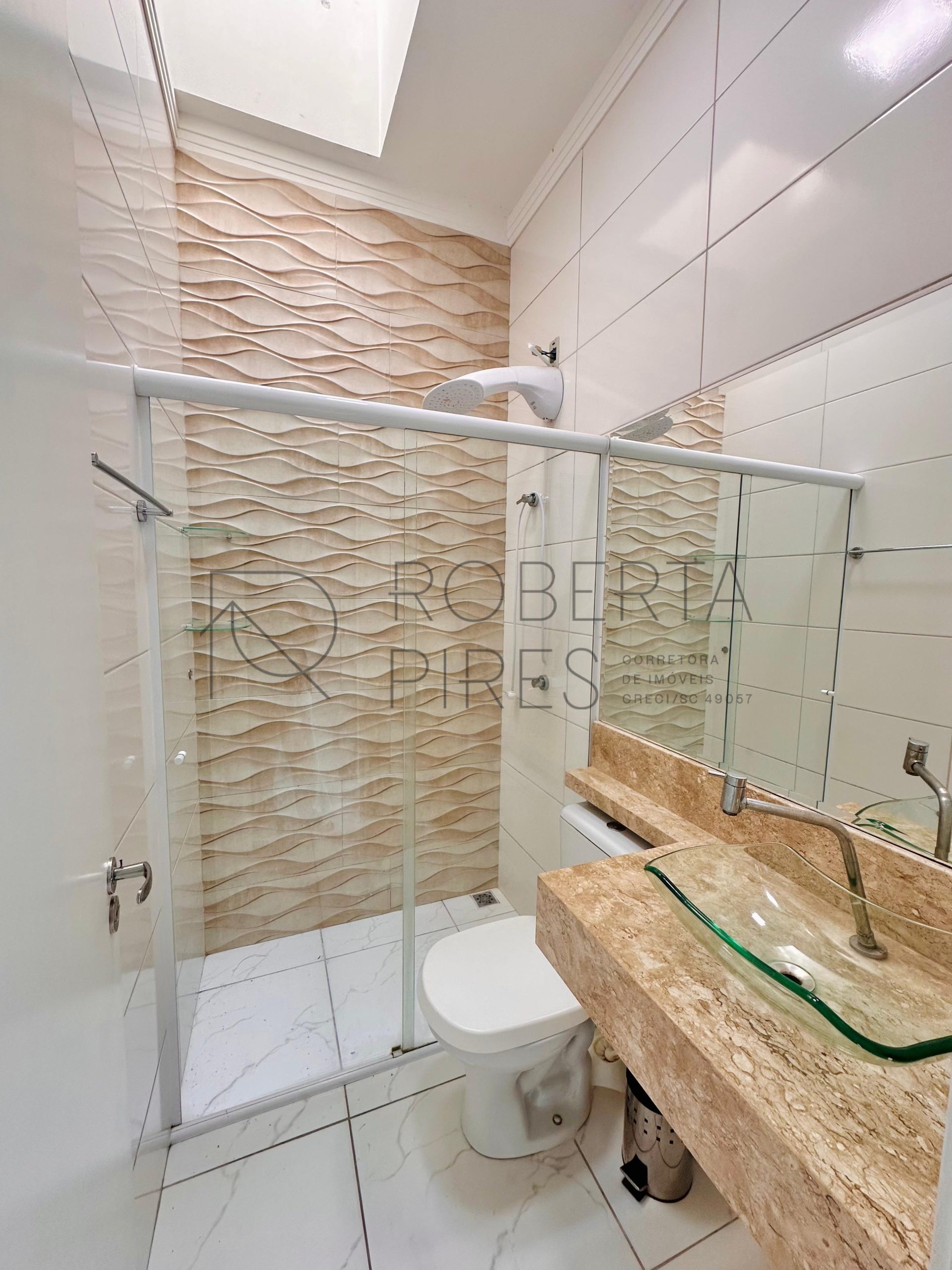 Sobrado Semi Mobiliado à Venda Rio Pequeno – foto 3