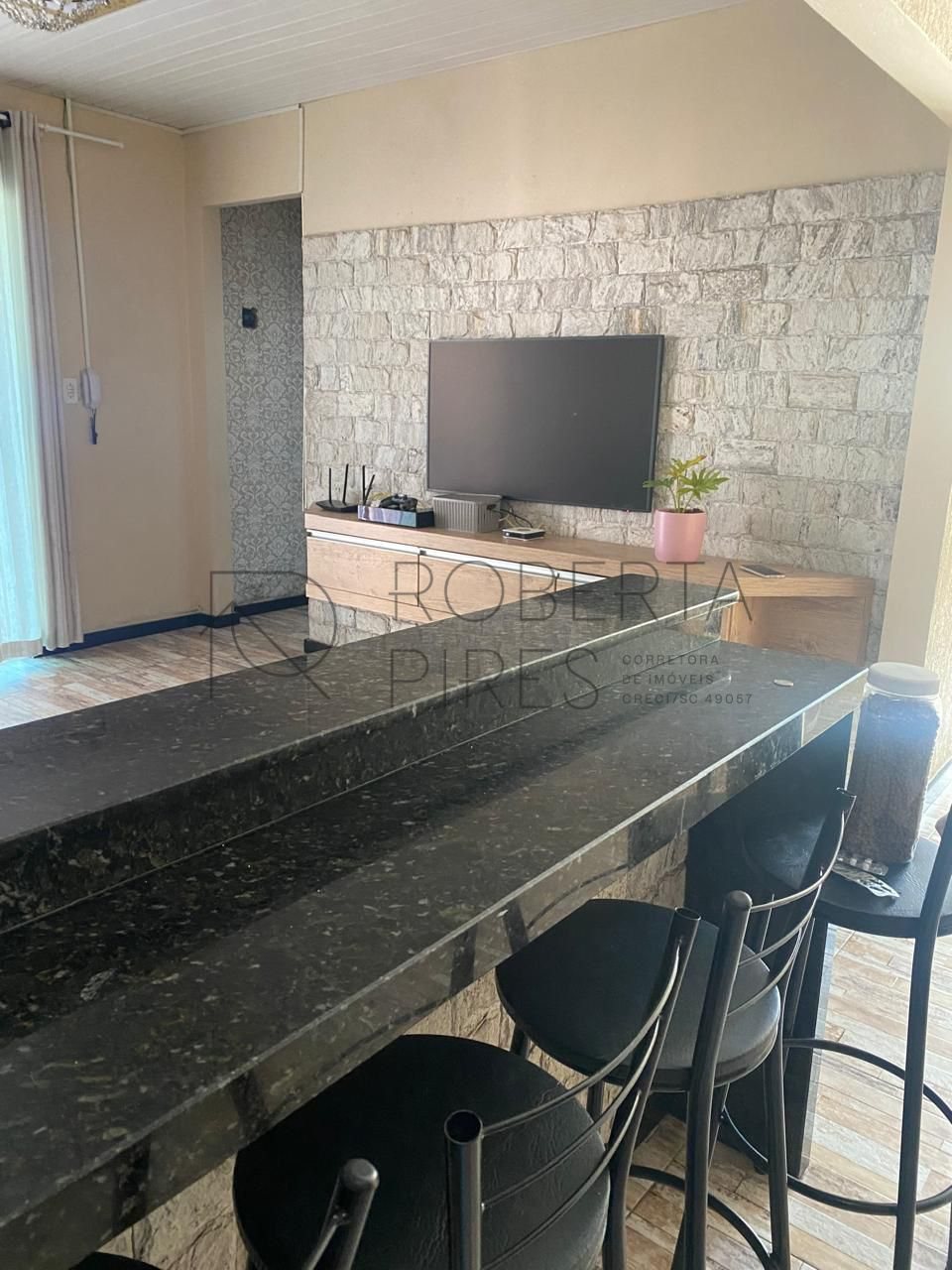 Casa Mobiliada com amplo terreno – foto 2