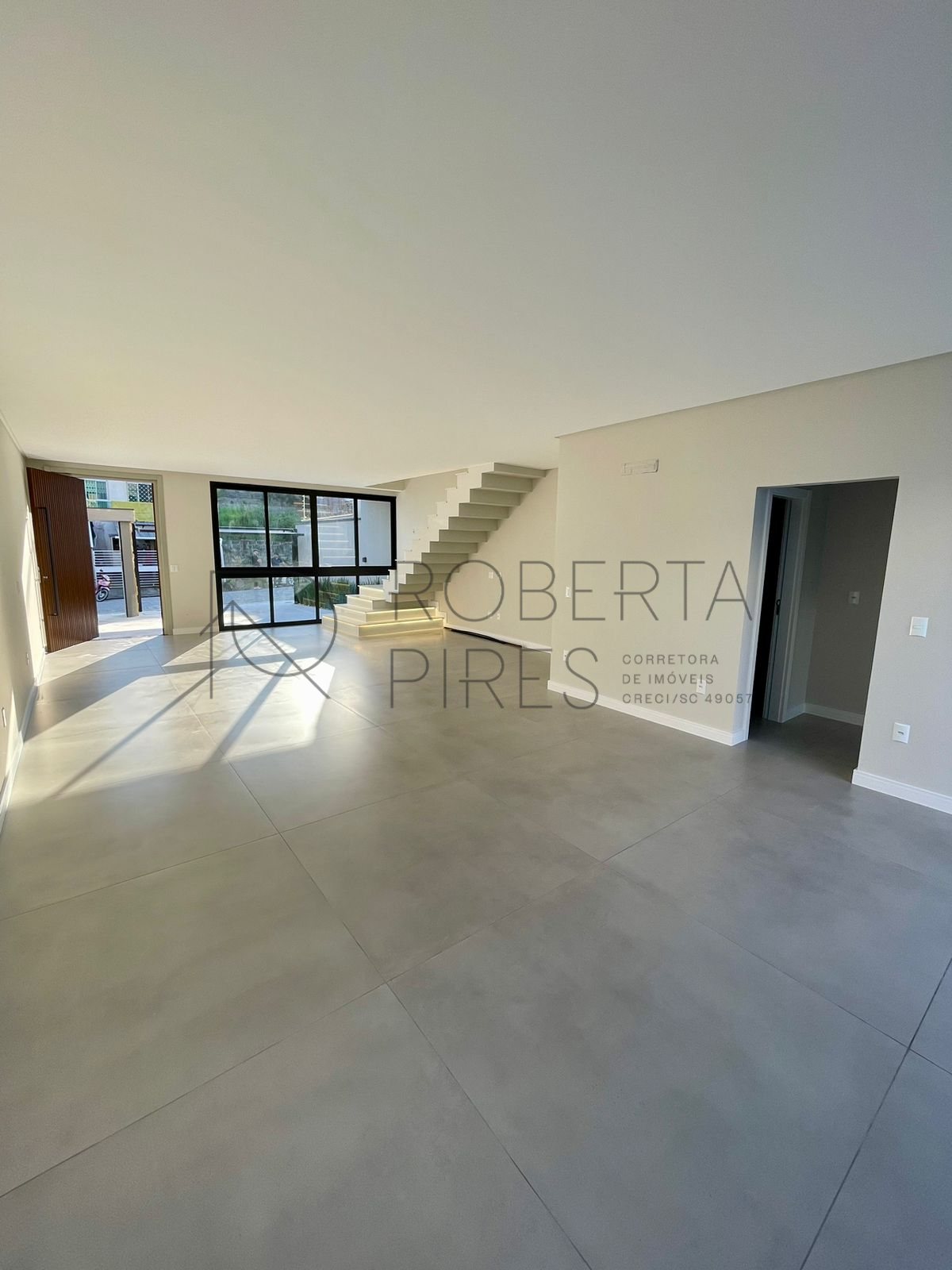 Amplo Sobrado Novo com piscina – foto 3