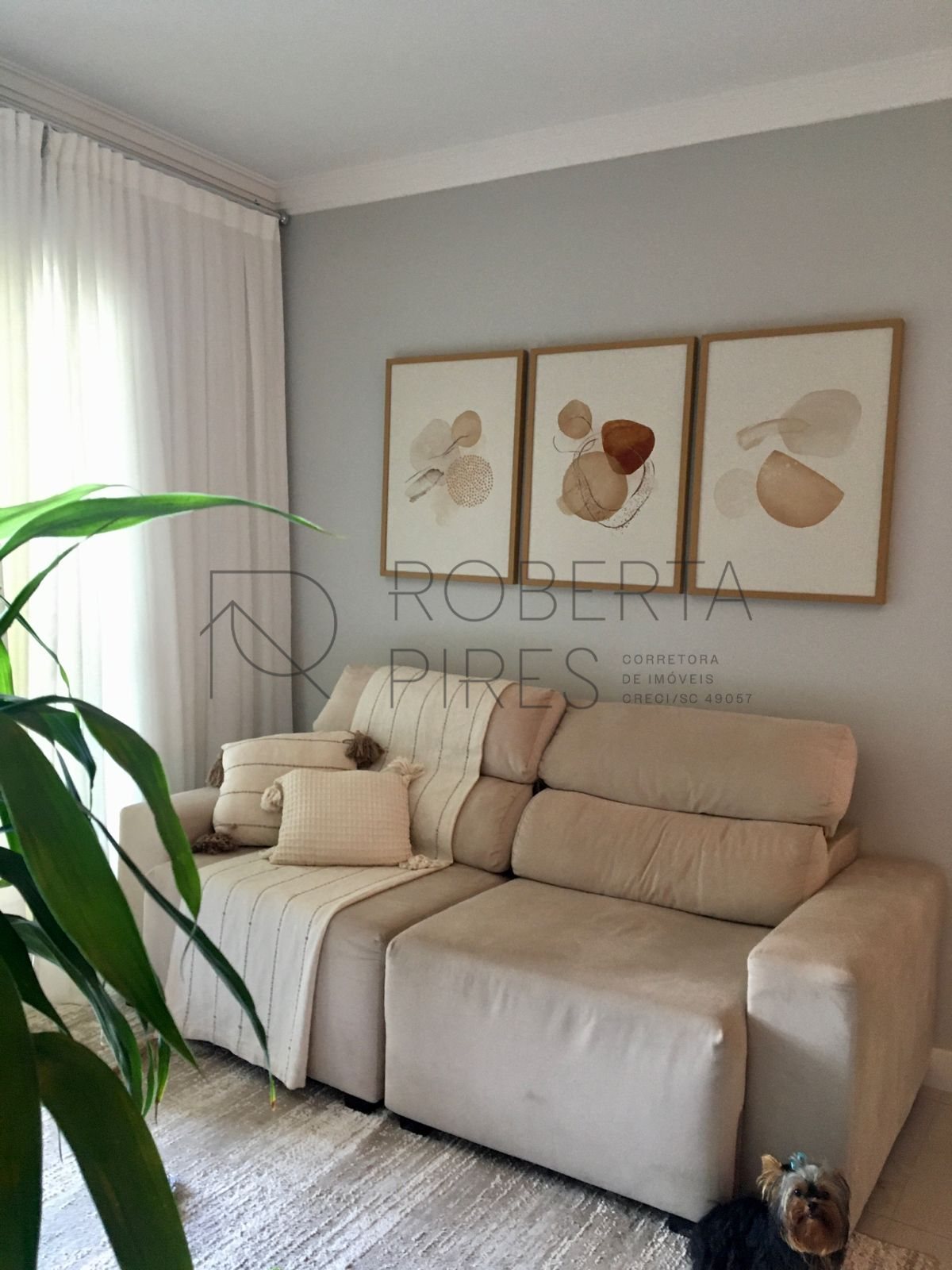 Amplo apartamento na Praia Brava – foto 2