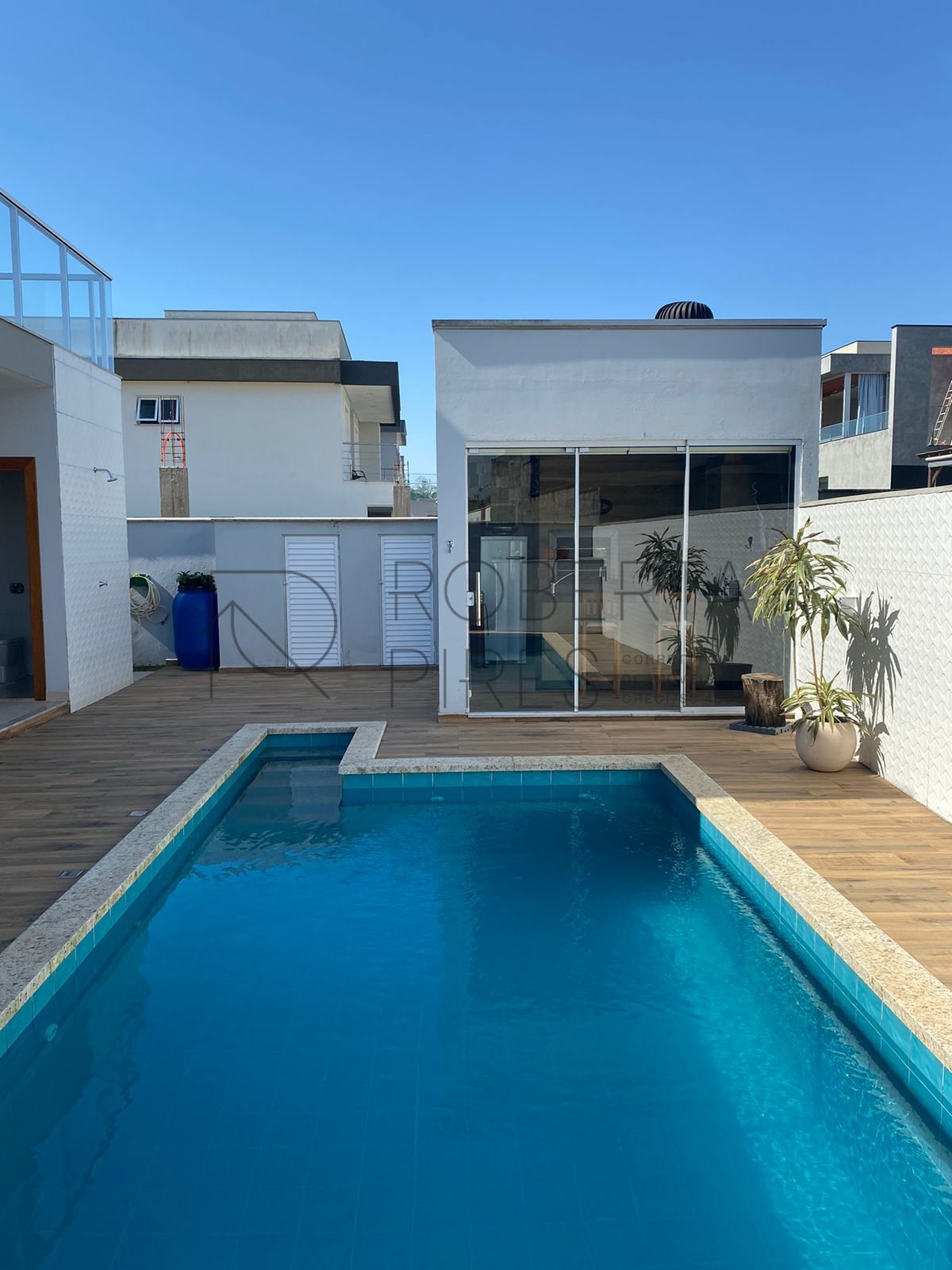 Linda Casa Mobiliada 3 quartos no Caledônia – foto 4