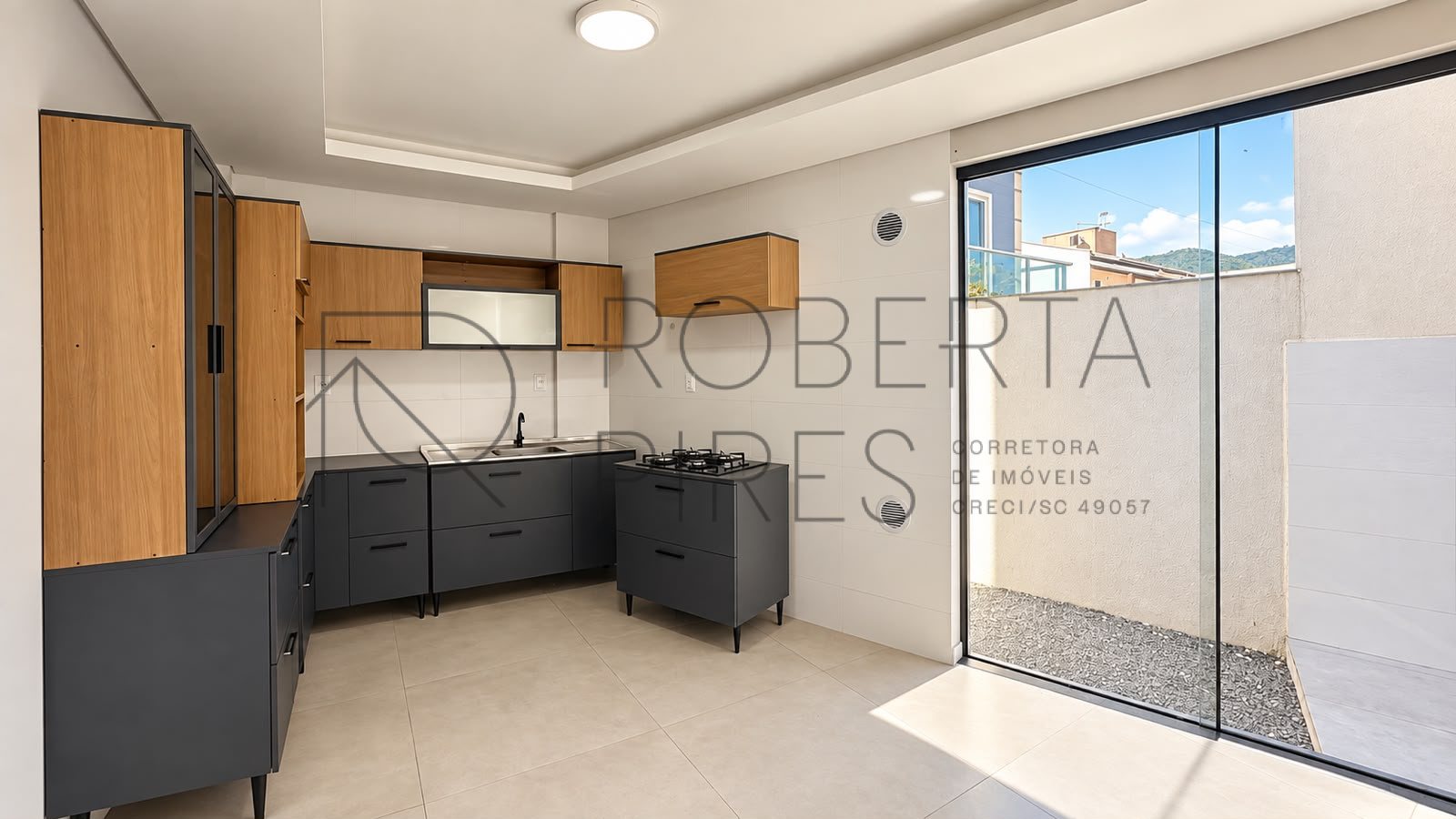 Triplex em condomínio fechado – foto 3