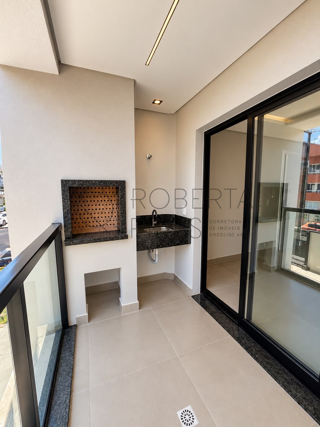 Apartamento 3 Quartos (1 suíte) – Rio Pequeno