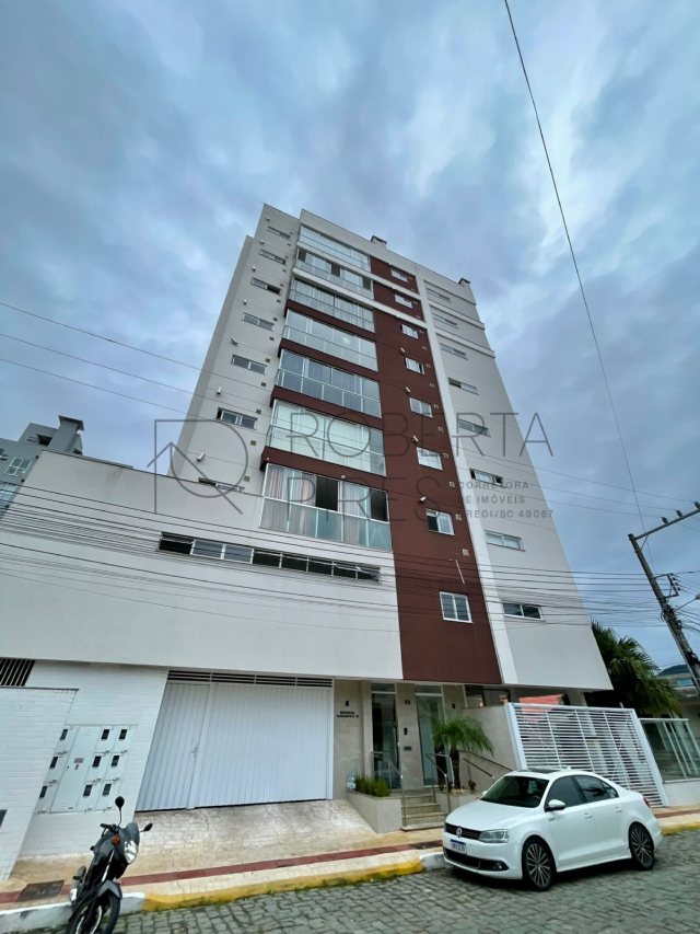 Apartamento 2 Quartos (1 suíte) – Centro, Camboriú