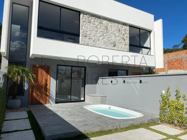 Casa 3 Suítes – São Francisco de Assis (Barranco), Camboriú
