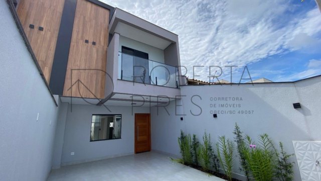 Sobrado 3 Quartos (1 suíte) – Santa Regina, Camboriú