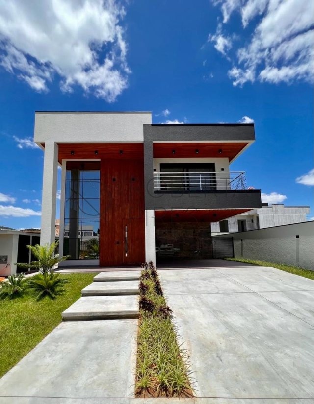 Casa 4 Quartos (3 suítes) – Santa Regina, Camboriú