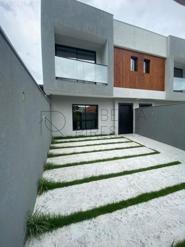 Sobrado 3 Suítes – São Francisco de Assis (Barranco), Camboriú