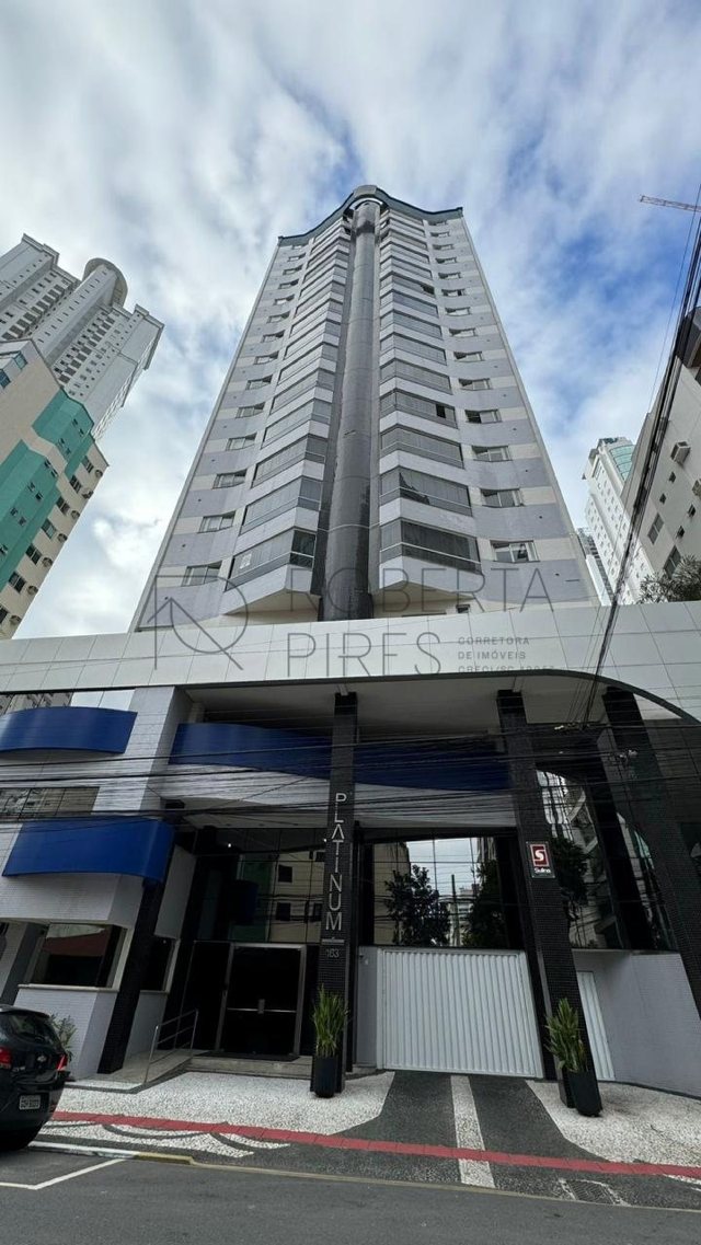 Apartamento 3 Quartos (2 suítes) – Centro, Balneário Camboriú